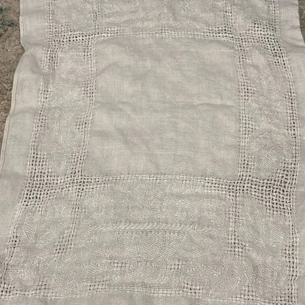 Vintage Table Linens (patterned napkins) Lot of 5